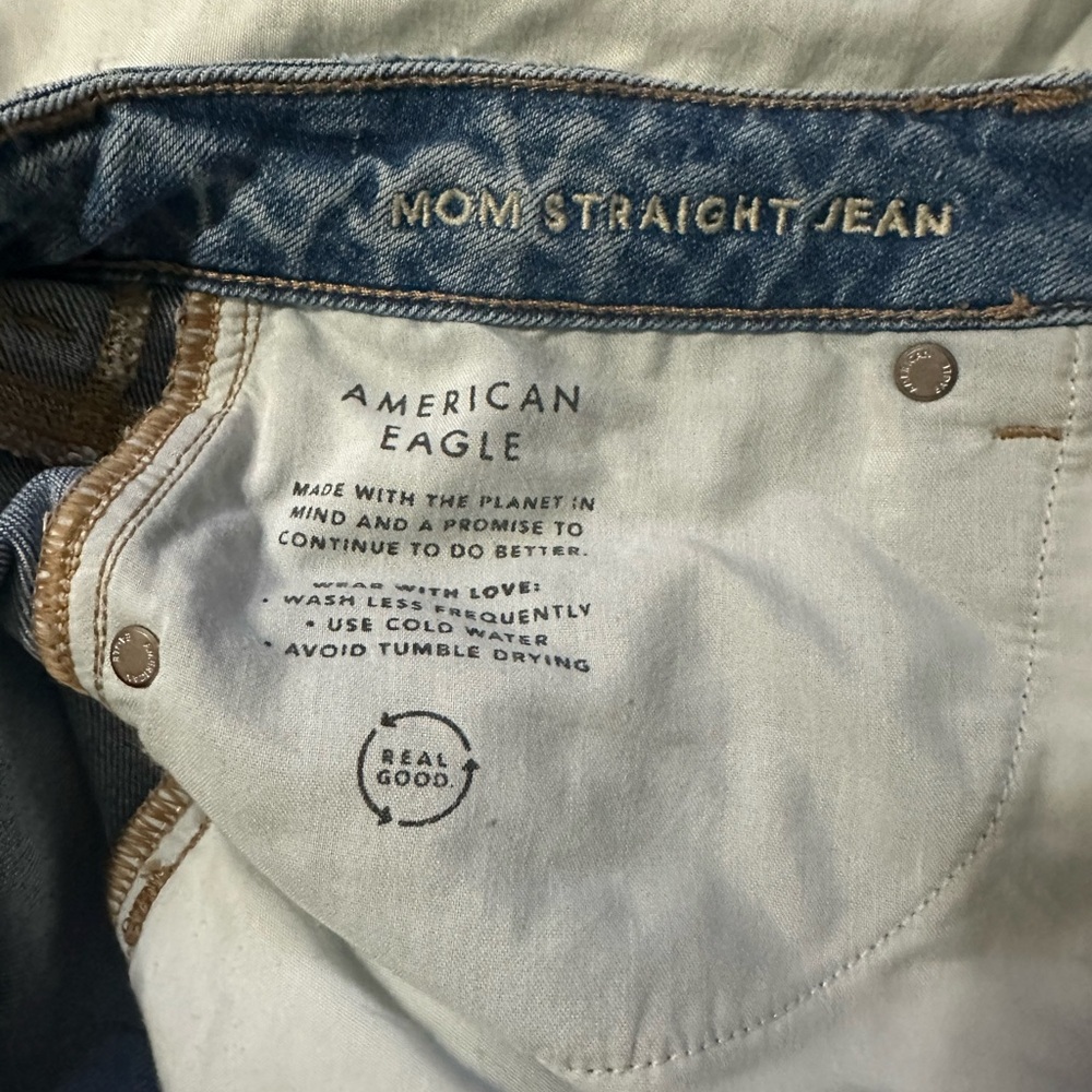 American Eagle size 12 mom jeans
